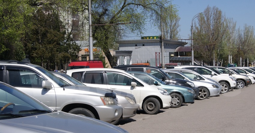 Шенеуніктерге жеке көлікпен жүруге тыйым салды