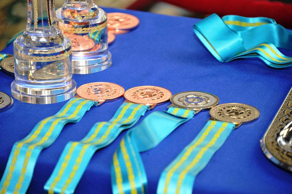 Спорттық атақтар негізсіз берілген
