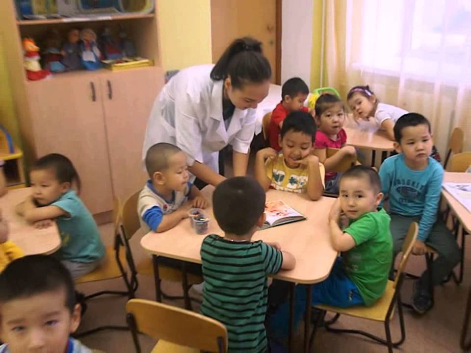 Балабақша қызметкерлері бас көтерді