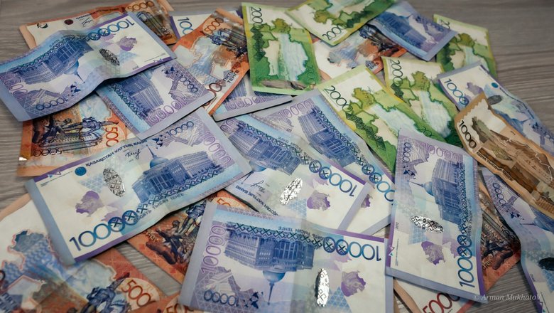 Біздегі гомосексуалдарға мемлекеттің ақшасынан миллиондар бөлінуде