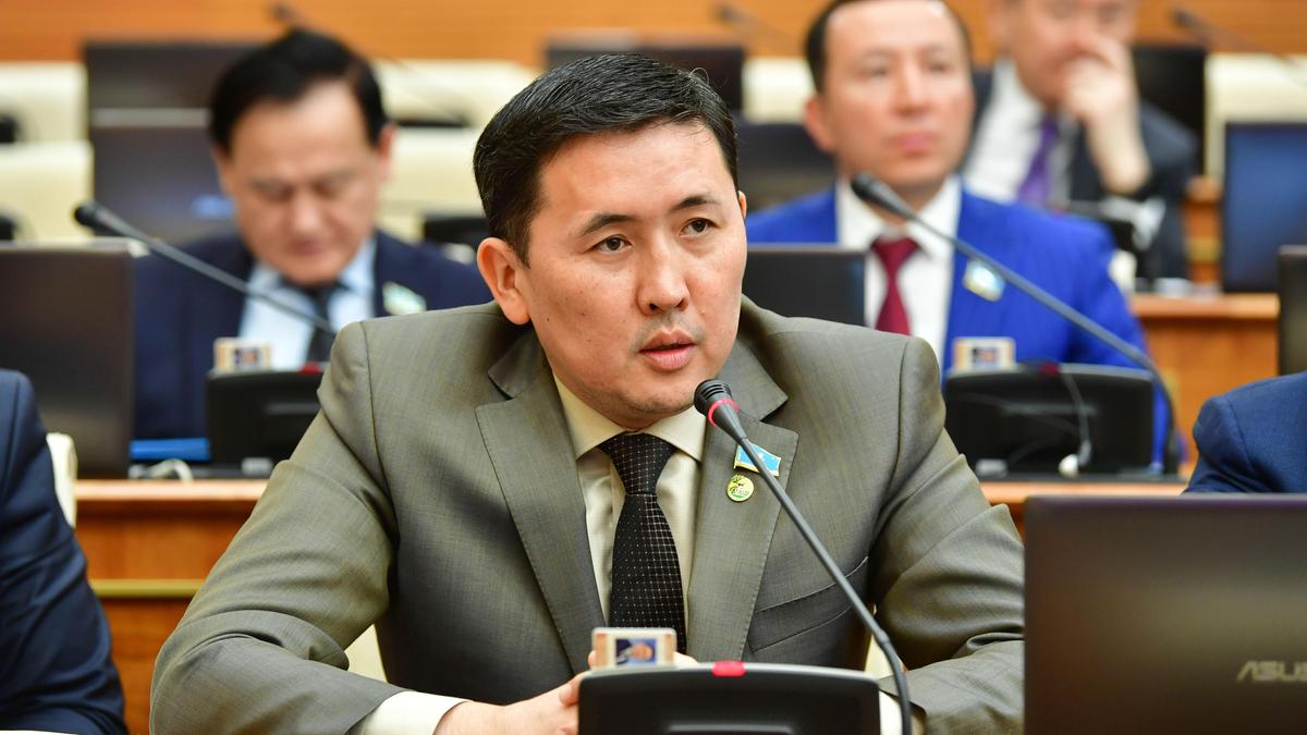 Түрлі жобалар миллиардтаған қаржыны жұтып жатыр