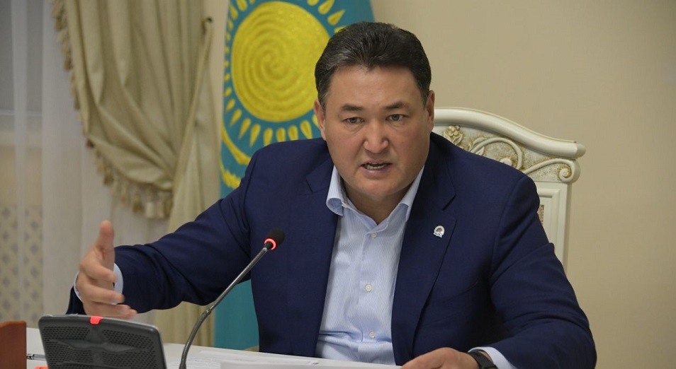 Шенеуніктер арасындағы қитұрқы, шиеленіскен шаруалар