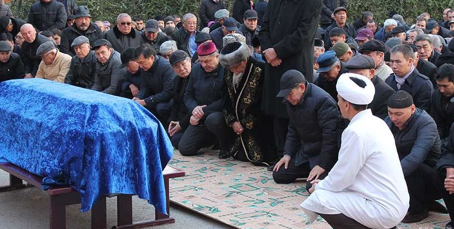 "Иманды болсын": Көңіл айтудың ең сауатсыз түрі