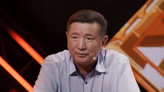 Бекжан Тұрыс: "...тірісінде итше талаймыз, етіміз өліп кеткен"