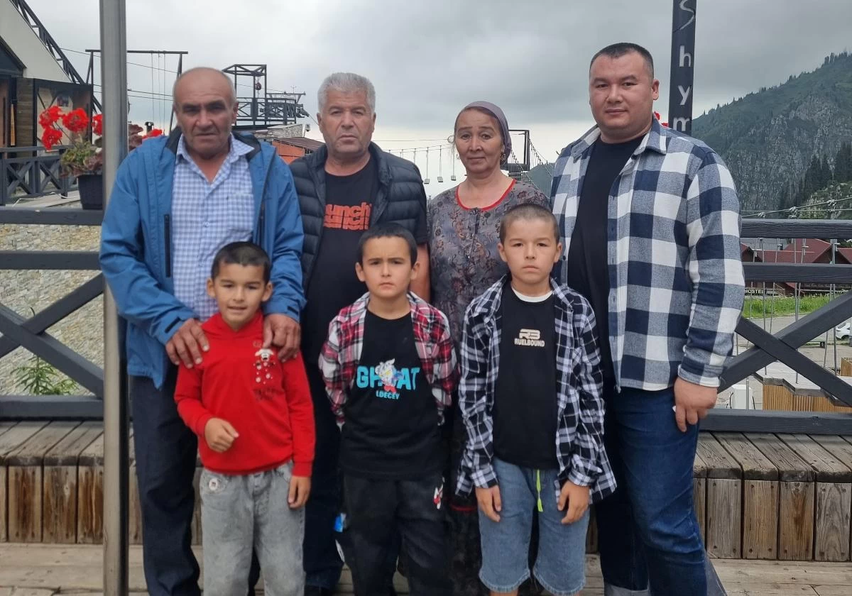 "Бізде еркек тамақ жасап, "сүйек жаңғырту", "құдалық" дәстүрі сақталған" дейді Шохмурод Молайханов
