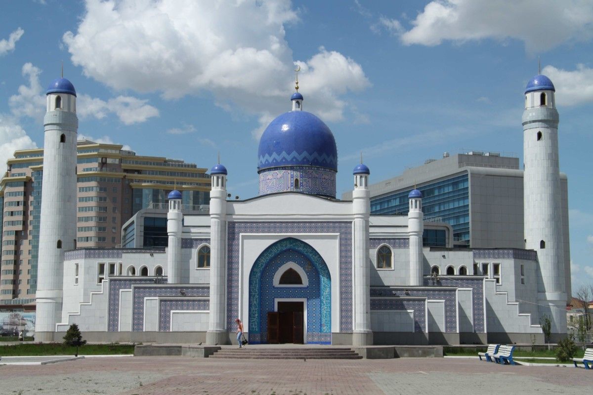 Атыраулық имамдар ұлттық мерекеге кедергі келтіріп, арпалысып жатыр