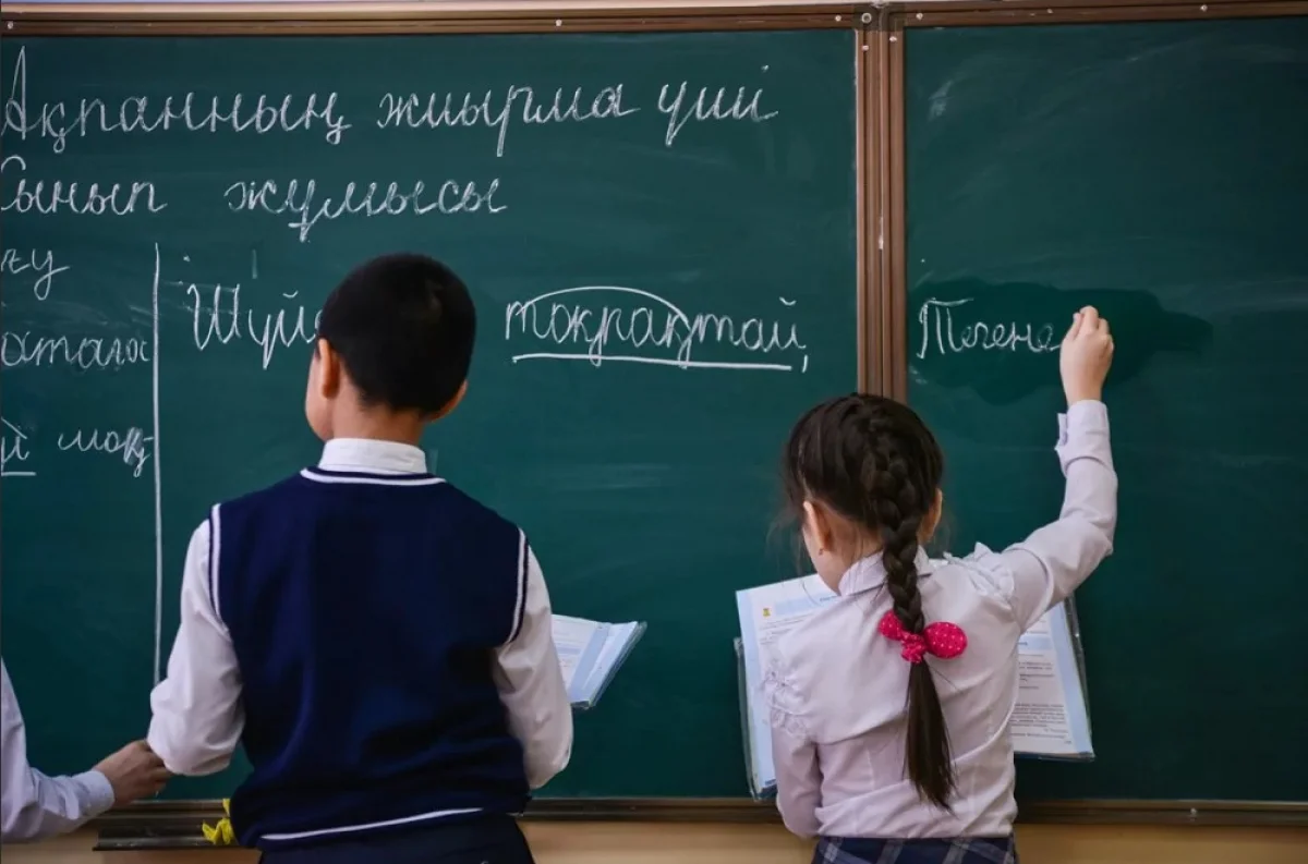 Ауылдағы мұғалімдердің басым бөлігі - сауатсыз
