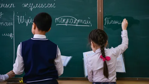 "Мұғалім - сауатсыз" дегенше, министр білім бағдарламасын, жүйесін реттесін!