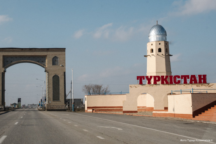 Жекеменшік мектептегі былықтар: Мұғалім оқушы әкелмесе, жалақысы кесіледі