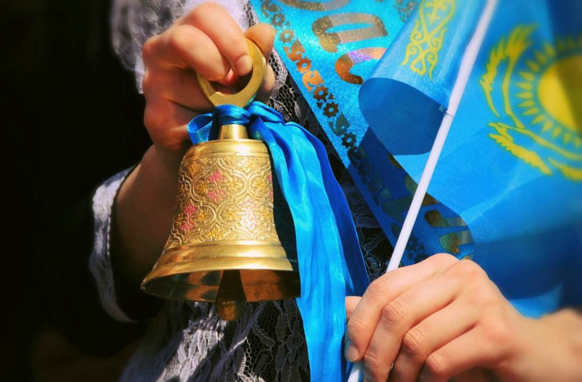 Оқу ағарту министрлігінің басқа айналысатын шаруасы жоқ па?