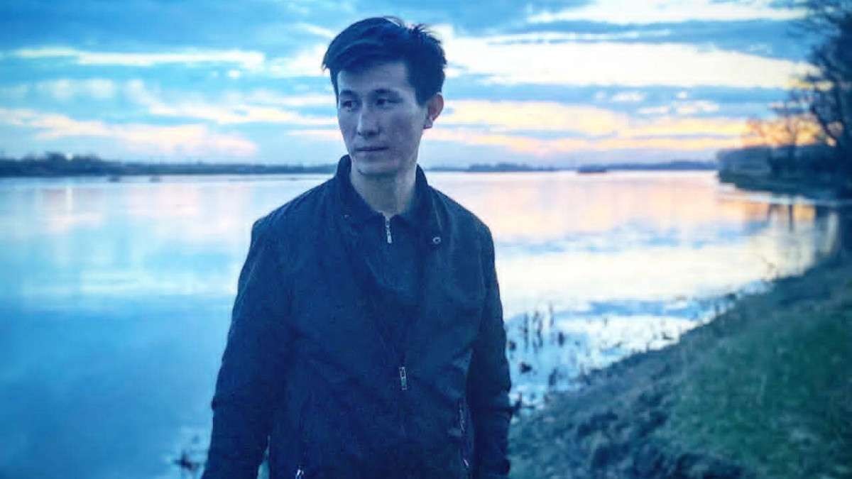Бұл елде мұғалімнің көк тиындық құны қалмаған ба?