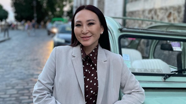 Жанар Байсеміз Құралай ханыммен сұхбатын YouTube-тан өшіріп тастады 