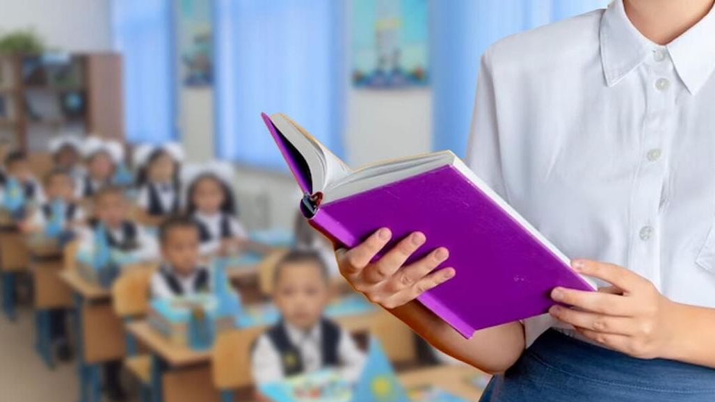 "Дөкейлермен көңілдес болып "құрмет орденін" алғанда..."деген педагог білім саласындағы сұмдықтарды ашық айтты 