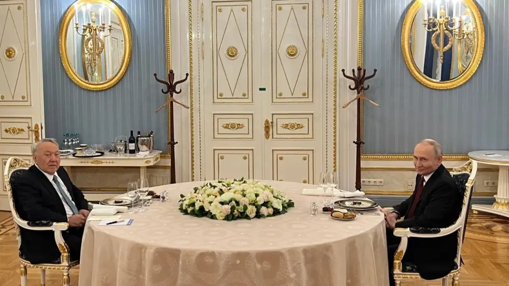 Президент Тоқаев "Кремльдегі Путин мен Назарбаев кездесуіне" қатысты пікірін айтты