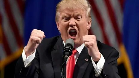 Трампты сенген адамдары "лақтырып кетті"