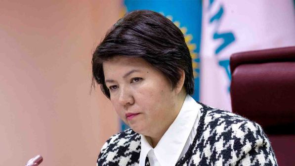 Оқу ағарту министрлігінің парақшасын педагогтар "шайқап жатыр"