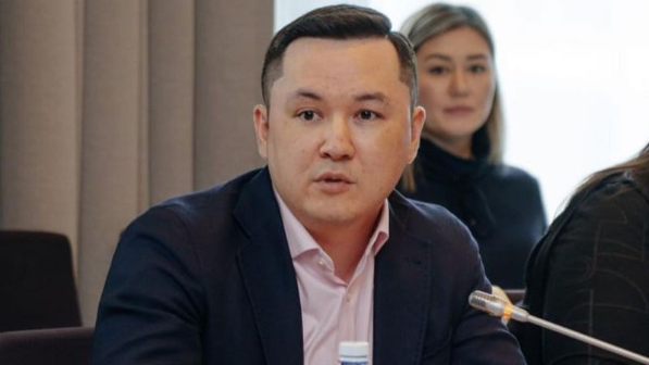"Әділет" партиясының 10 басымдығы: Бұл құндылықтар тек қағаз жүзінде қалмауы керек -Ренат Бектұров