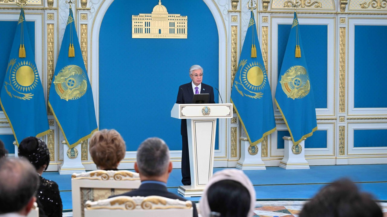 Мемлекет басшысы дәстүрлі өнерді, әсіресе, жыр, терме, күй өнерін дамытуға ерекше мән беру қажет деп санайды