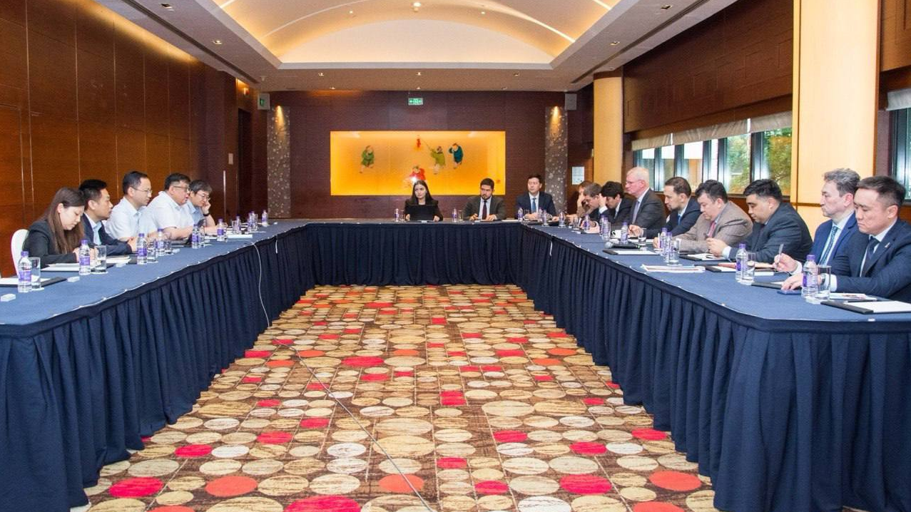 Қазақмыс қытайлық инжинирингтік компаниялармен жаңа күкірт қышқылы цехының құрылысын талқылауда
