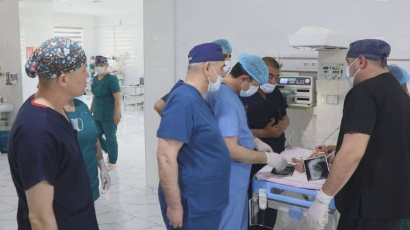 Туыстық некенің "жемісі": Өзбекстанда төрт аяқты сәби дүниеге келді