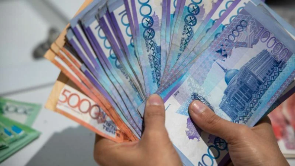 Қазақстандықтар зейнетақы жинағынан 5,8 трлн теңге шешіп алған