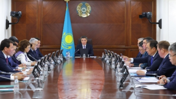 Кемпинг инфрақұрылымы: Олжас Бектенов өңір әкімдеріне демалушыларға арналған орындар тапшылығы мәселесін шешуді тапсырды