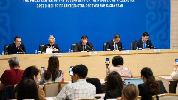 Соңғы үш жылда бюджет саласының 1,2 млн-нан астам қызметкерінің жалақысы өсті 