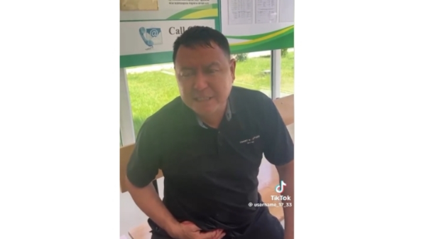 Өзіне қол салмақ болған мұғалім шырылдап мәлімдеме жасады (ВИДЕО)