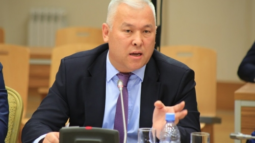 "Мұғалімді сотқа берген кәсіподақ": Депутат мәселені назарға алып, тиісті органдарға сұрау салды