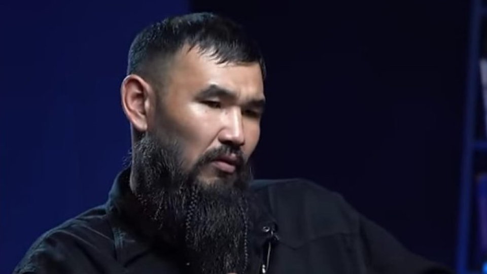 "Шарасызбын!"деген Бурахан Дақанов дабыл қақты