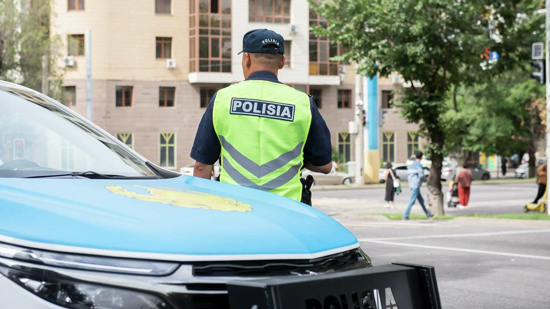 Жүргізушінің жүрегі тоқтап қалған: Алматыда автобус апатқа ұшырады