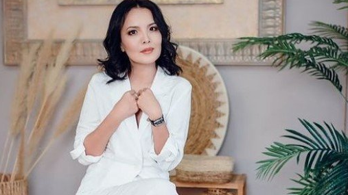"Қазақтар гиена, шакал" деген блогер М.Төребаевқа журналист  бетін тіліп тұрып жауап берді