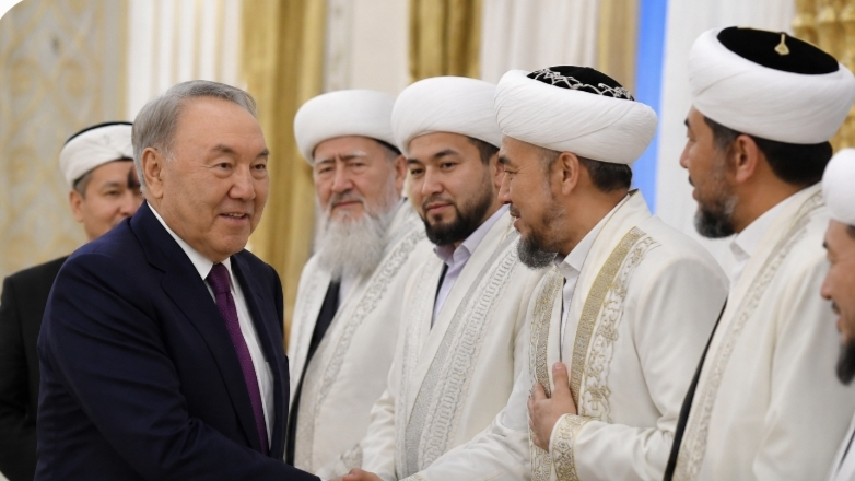 Бұрынғы ҰҚК қызметкері Назарбаев пен діндарлар туралы сұмдық деректі айтты
