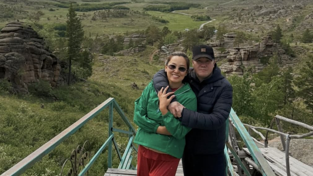"Күнәсін жуу үшін": Тұрсынбек Қабатовтың тоқалы Меккеге не үшін барғанын айтты