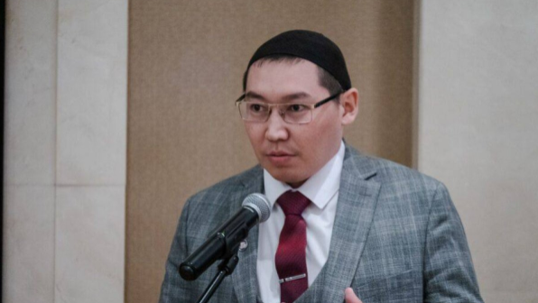 Тасым Риззат: "Жаңа Конституцияның күшіне енуі — Қазақстанның демократиялық бағыттағы дамуын мүлдем жаңа, жасампаз белеске көтереді"