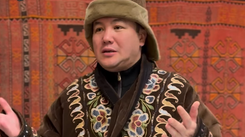 "Қатыныңды айырбаста": Бата берген Тұрсынбек Қабатовтың басы пәлеге қалды