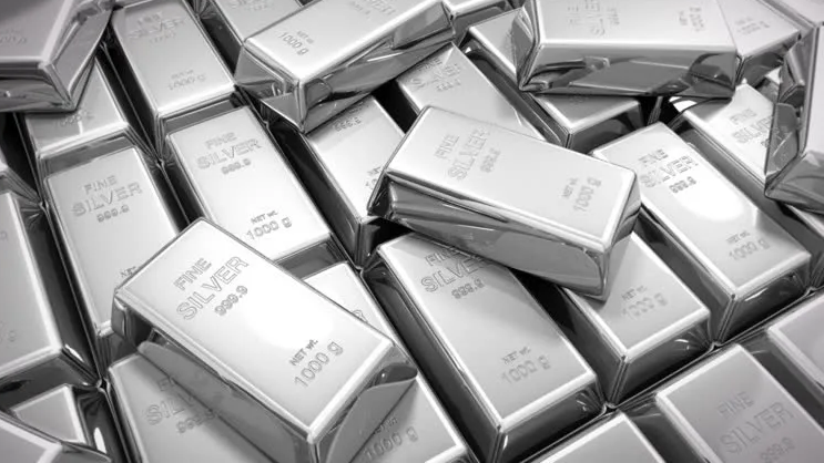 Нарықта күміске қызығушылық артуда: Сарапшылар не дейді?